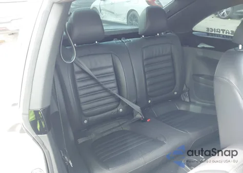 2012 Volkswagen Beetle 2.0T Turbo из США, поврежденный, VIN 3VWVA7ATXCM666060